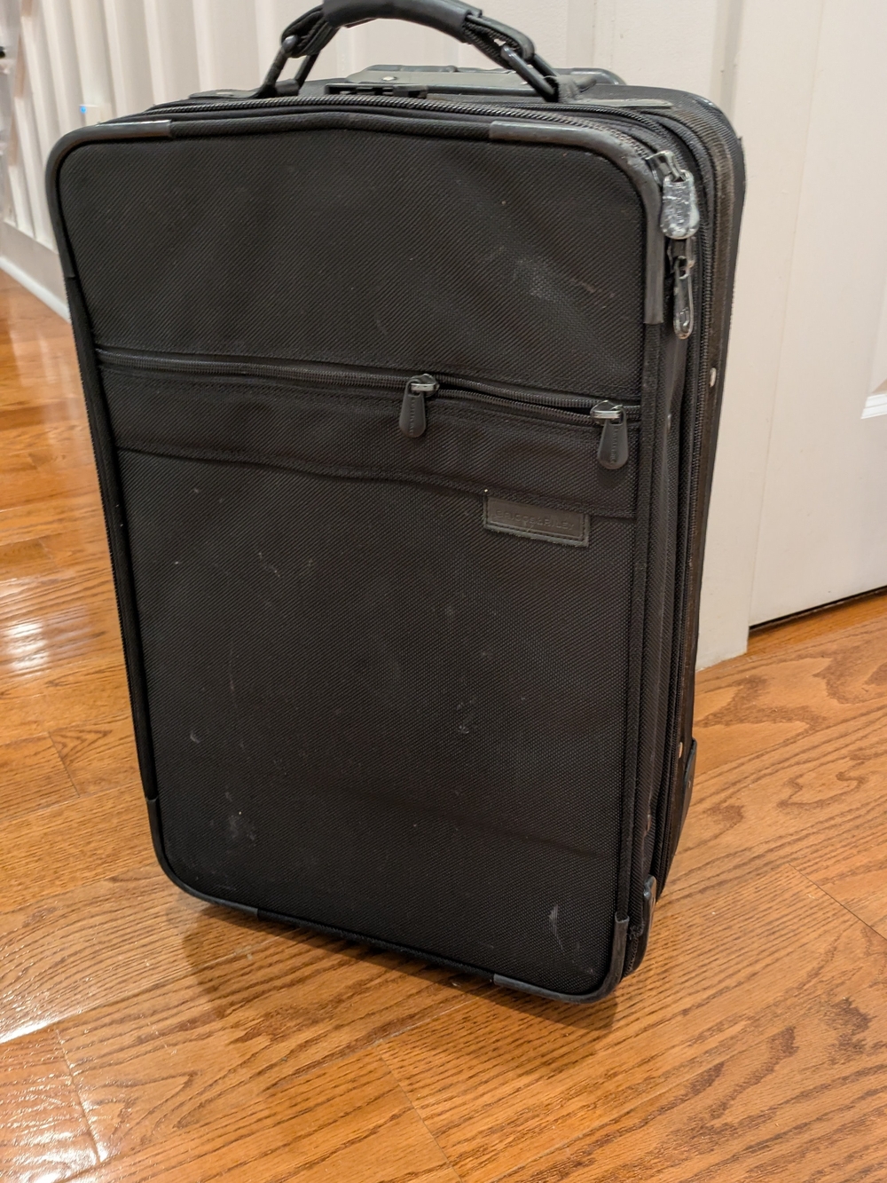 Briggs & Riley 22" Black Expandable Carry-On Suitcase